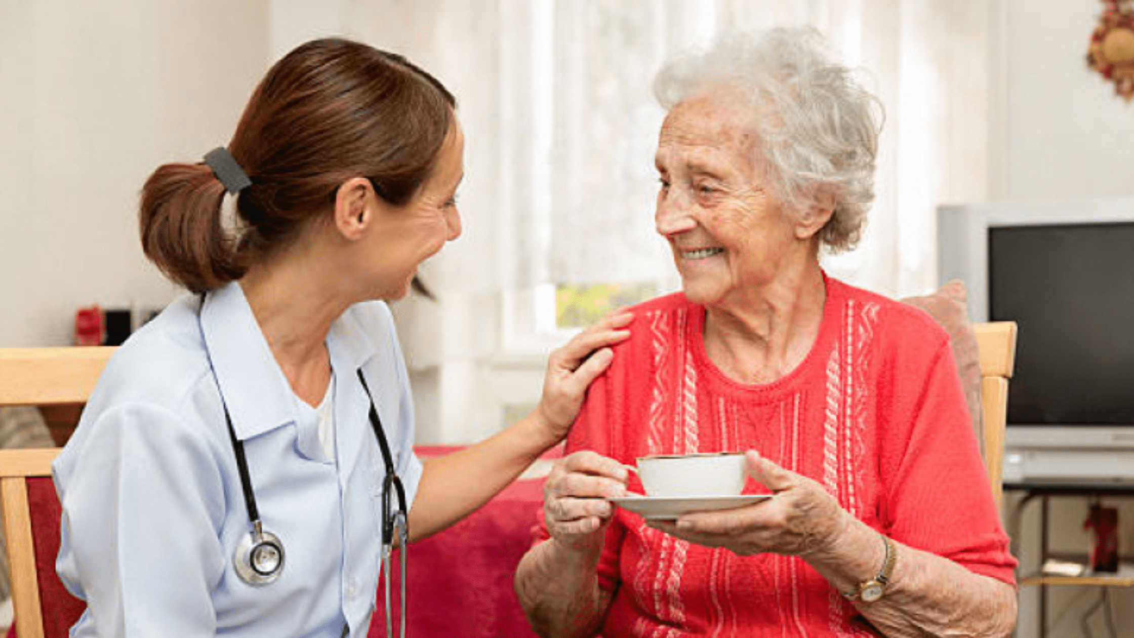 Leia mais sobre o artigo A Importância do Home Care para Idosos: Quando é a Melhor Opção?